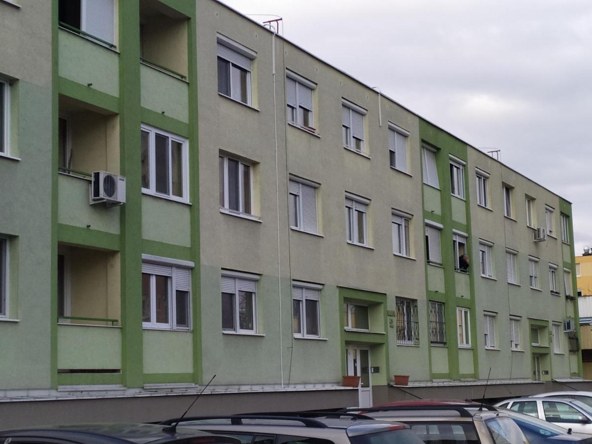 Otthon-Laksz Apartman Nyiregyhaza Luaran gambar